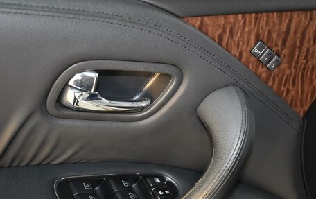 Nissan Patrol, 2011 год, 3 100 000 рублей, 24 фотография