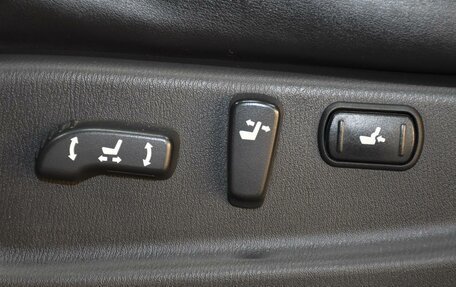 Nissan Patrol, 2011 год, 3 100 000 рублей, 25 фотография