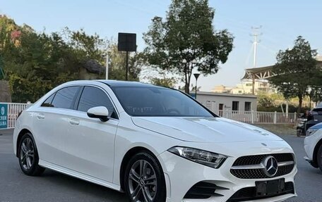 Mercedes-Benz A-Класс, 2021 год, 1 810 000 рублей, 3 фотография