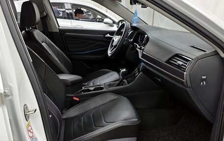 Volkswagen Jetta VII, 2022 год, 1 960 000 рублей, 7 фотография