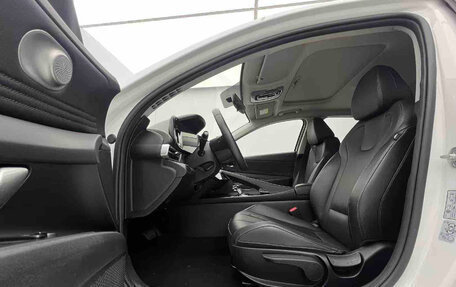 Hyundai Elantra, 2023 год, 1 600 000 рублей, 19 фотография