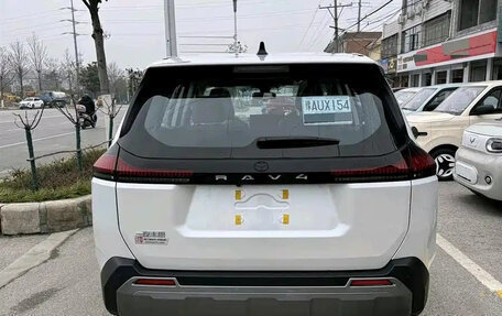 Toyota RAV4, 2025 год, 4 600 000 рублей, 5 фотография