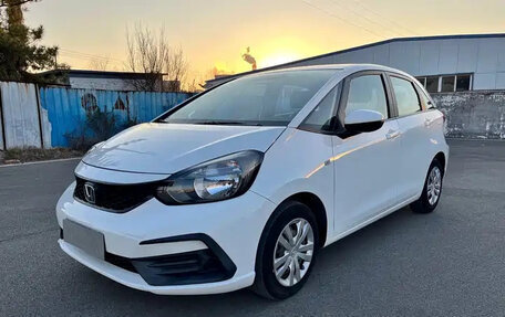 Honda Fit, 2021 год, 1 170 000 рублей, 3 фотография