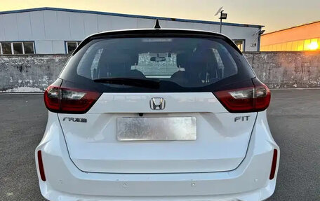 Honda Fit, 2021 год, 1 170 000 рублей, 5 фотография