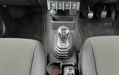 Suzuki Jimny, 2023 год, 1 911 000 рублей, 9 фотография