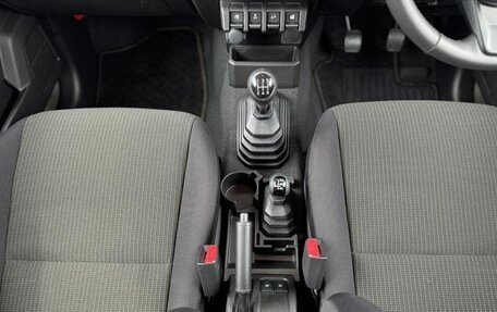 Suzuki Jimny, 2023 год, 1 911 000 рублей, 24 фотография