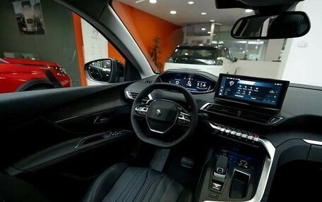 Peugeot 5008 II, 2024 год, 4 749 000 рублей, 8 фотография