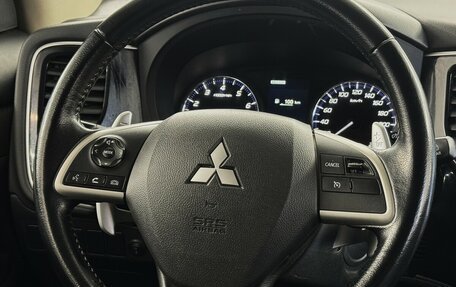 Mitsubishi Outlander III рестайлинг 3, 2014 год, 1 630 000 рублей, 9 фотография