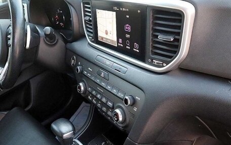 KIA Sportage IV рестайлинг, 2021 год, 1 600 009 рублей, 13 фотография