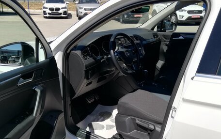 Volkswagen Tiguan II, 2020 год, 2 699 000 рублей, 16 фотография