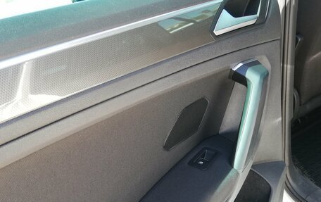 Volkswagen Tiguan II, 2020 год, 2 699 000 рублей, 20 фотография