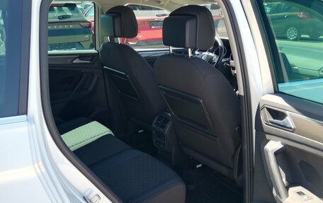 Volkswagen Tiguan II, 2020 год, 2 699 000 рублей, 22 фотография