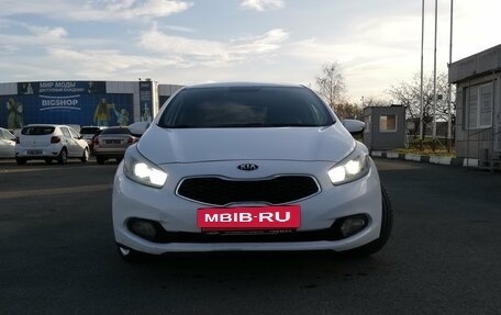 KIA cee'd III, 2015 год, 1 019 000 рублей, 10 фотография