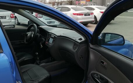 KIA Rio II, 2011 год, 569 000 рублей, 18 фотография