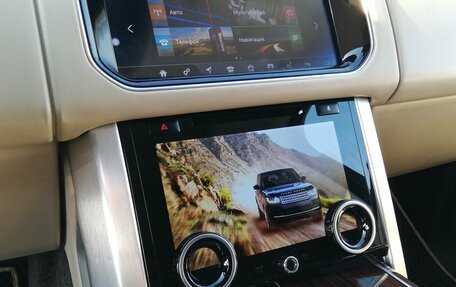 Land Rover Range Rover IV рестайлинг, 2015 год, 4 309 000 рублей, 25 фотография