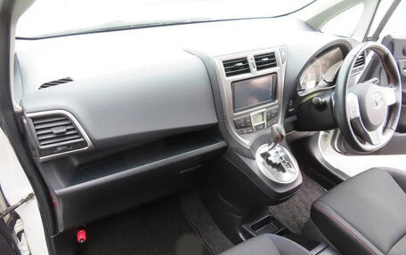 Toyota Ractis II, 2014 год, 789 000 рублей, 7 фотография