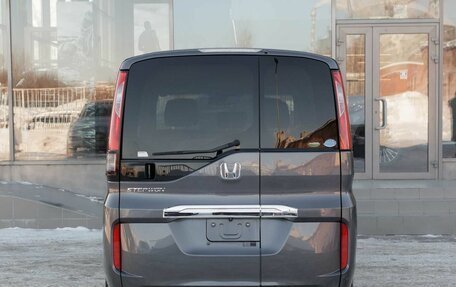 Honda Stepwgn IV, 2016 год, 1 700 000 рублей, 6 фотография