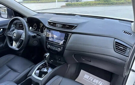 Nissan X-Trail, 2022 год, 1 600 000 рублей, 18 фотография