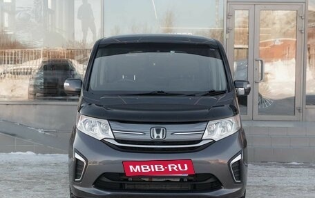 Honda Stepwgn IV, 2016 год, 1 700 000 рублей, 2 фотография