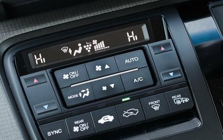 Honda Stepwgn IV, 2016 год, 1 700 000 рублей, 16 фотография