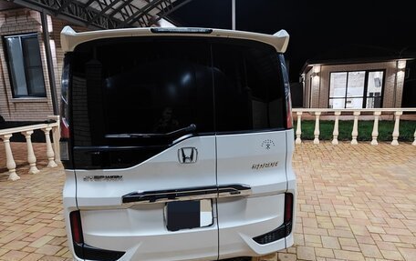 Honda Stepwgn IV, 2018 год, 2 550 000 рублей, 4 фотография