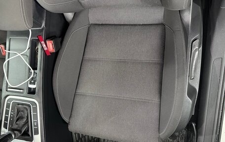 Volkswagen Passat B8 рестайлинг, 2015 год, 2 050 000 рублей, 6 фотография