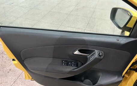 Volkswagen Polo VI (EU Market), 2011 год, 699 000 рублей, 14 фотография