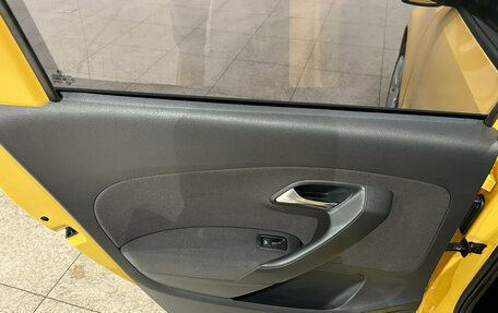 Volkswagen Polo VI (EU Market), 2011 год, 699 000 рублей, 12 фотография