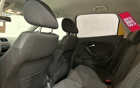 Volkswagen Polo VI (EU Market), 2011 год, 699 000 рублей, 13 фотография