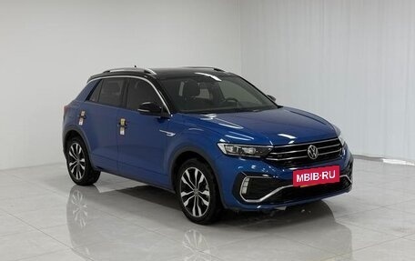 Volkswagen T-Roc I, 2022 год, 1 689 003 рублей, 5 фотография