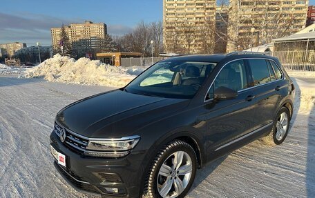 Volkswagen Tiguan II, 2020 год, 3 300 000 рублей, 1 фотография