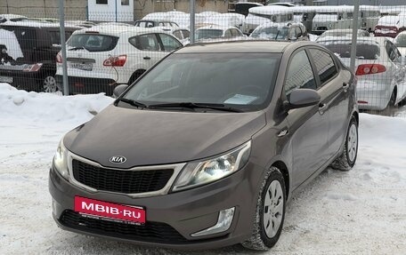 KIA Rio III рестайлинг, 2013 год, 700 000 рублей, 1 фотография