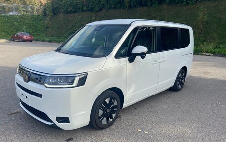 Honda Stepwgn, 2023 год, 3 350 000 рублей, 4 фотография