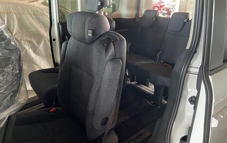 Honda Stepwgn, 2023 год, 3 350 000 рублей, 34 фотография