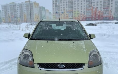 Ford Fiesta, 2006 год, 265 000 рублей, 2 фотография