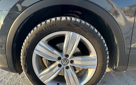 Volkswagen Tiguan II, 2020 год, 3 300 000 рублей, 7 фотография