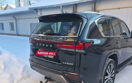 Lexus LX, 2023 год, 16 000 000 рублей, 3 фотография