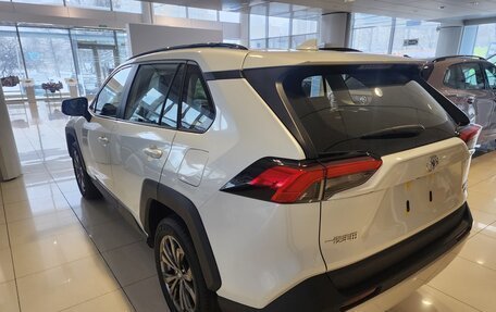 Toyota RAV4, 2025 год, 4 249 000 рублей, 4 фотография
