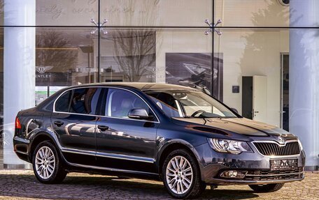 Skoda Superb III рестайлинг, 2013 год, 1 295 000 рублей, 3 фотография