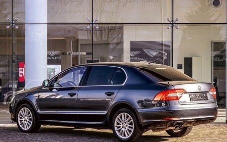 Skoda Superb III рестайлинг, 2013 год, 1 295 000 рублей, 4 фотография