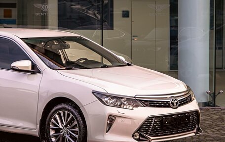 Toyota Camry, 2017 год, 2 355 000 рублей, 9 фотография
