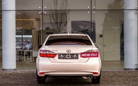 Toyota Camry, 2017 год, 2 355 000 рублей, 5 фотография