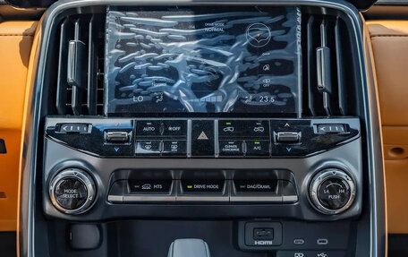 Lexus LX, 2026 год, 24 500 000 рублей, 14 фотография