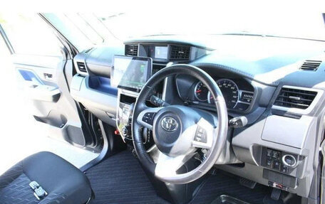 Toyota Roomy I, 2020 год, 879 000 рублей, 11 фотография