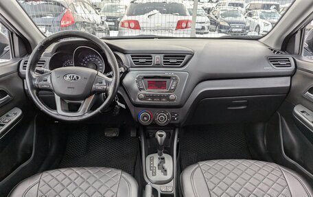 KIA Rio III рестайлинг, 2013 год, 700 000 рублей, 15 фотография