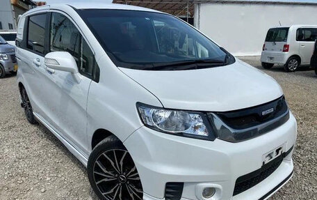 Honda Freed I, 2016 год, 876 000 рублей, 1 фотография