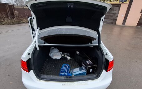 Audi A4, 2010 год, 650 000 рублей, 5 фотография