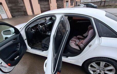 Audi A4, 2010 год, 650 000 рублей, 6 фотография