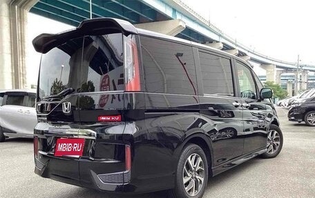 Honda Stepwgn IV, 2016 год, 1 825 000 рублей, 1 фотография