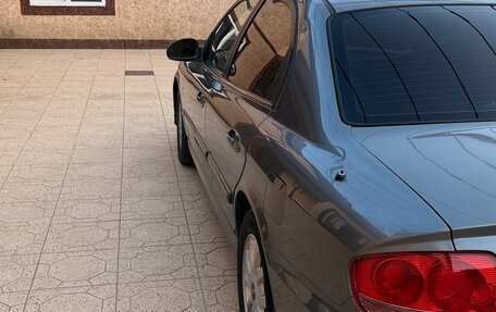 Hyundai Sonata IV рестайлинг, 2005 год, 420 000 рублей, 5 фотография